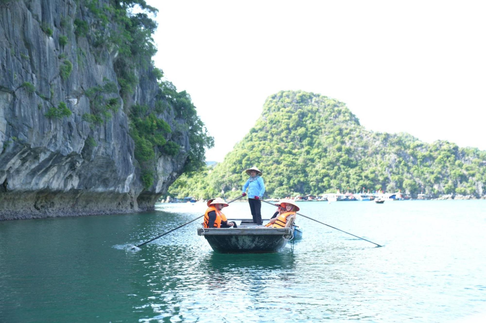 Paradise Grand Cruise - Lan Ha Bay Ha Long Dış mekan fotoğraf