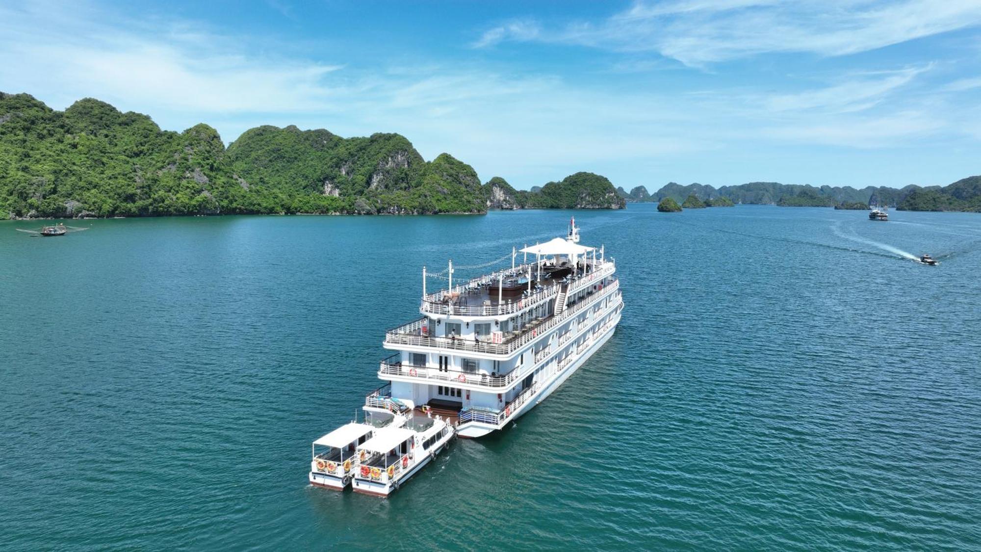 Paradise Grand Cruise - Lan Ha Bay Ha Long Dış mekan fotoğraf